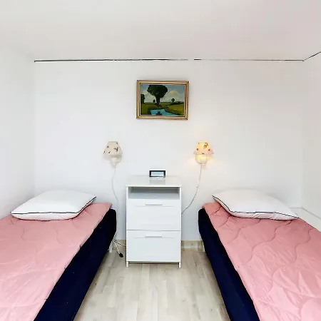 Ferienhaus Holiday V *
